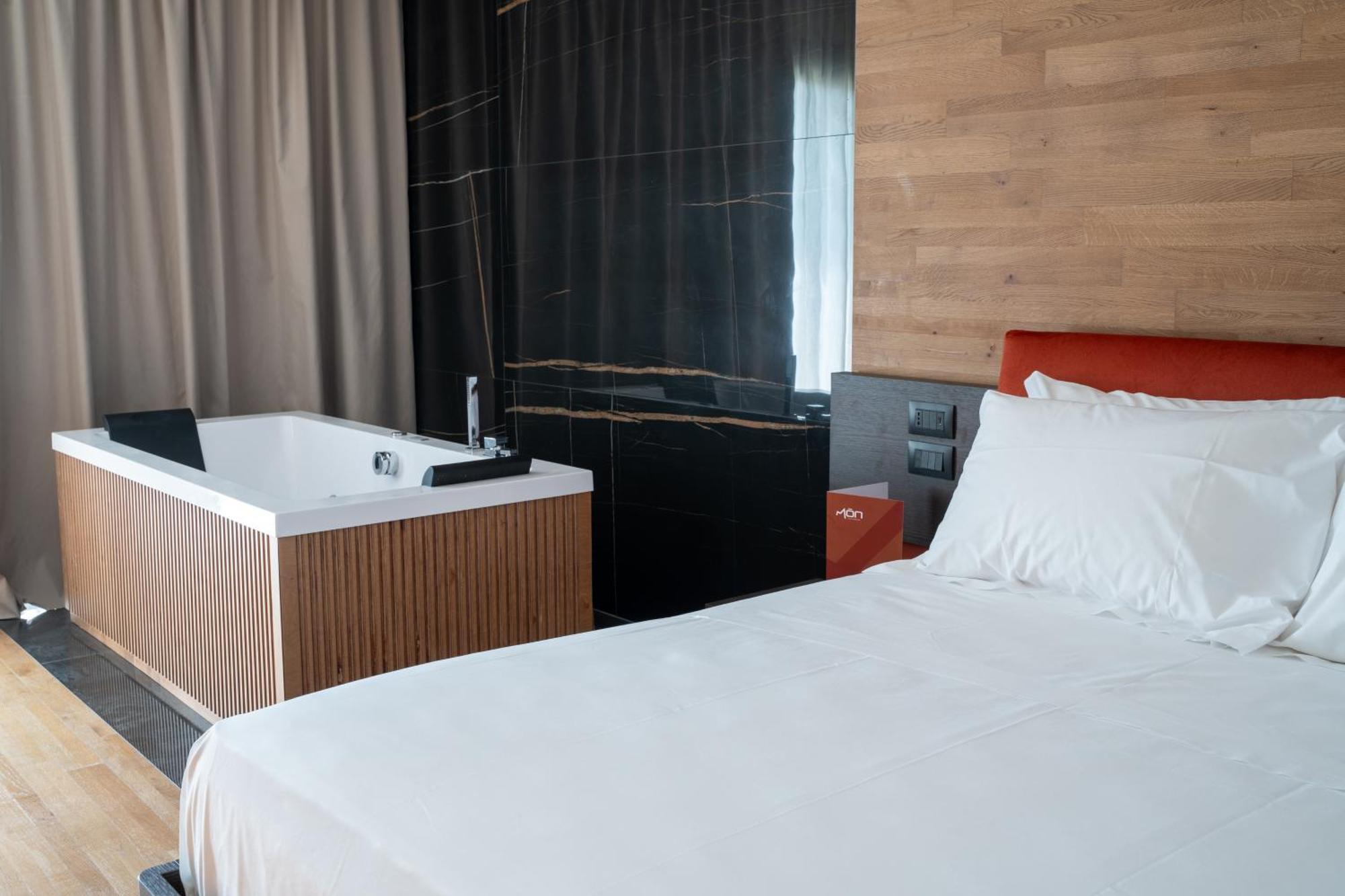 Mon Luxury Rooms Spa ニコロージ エクステリア 写真